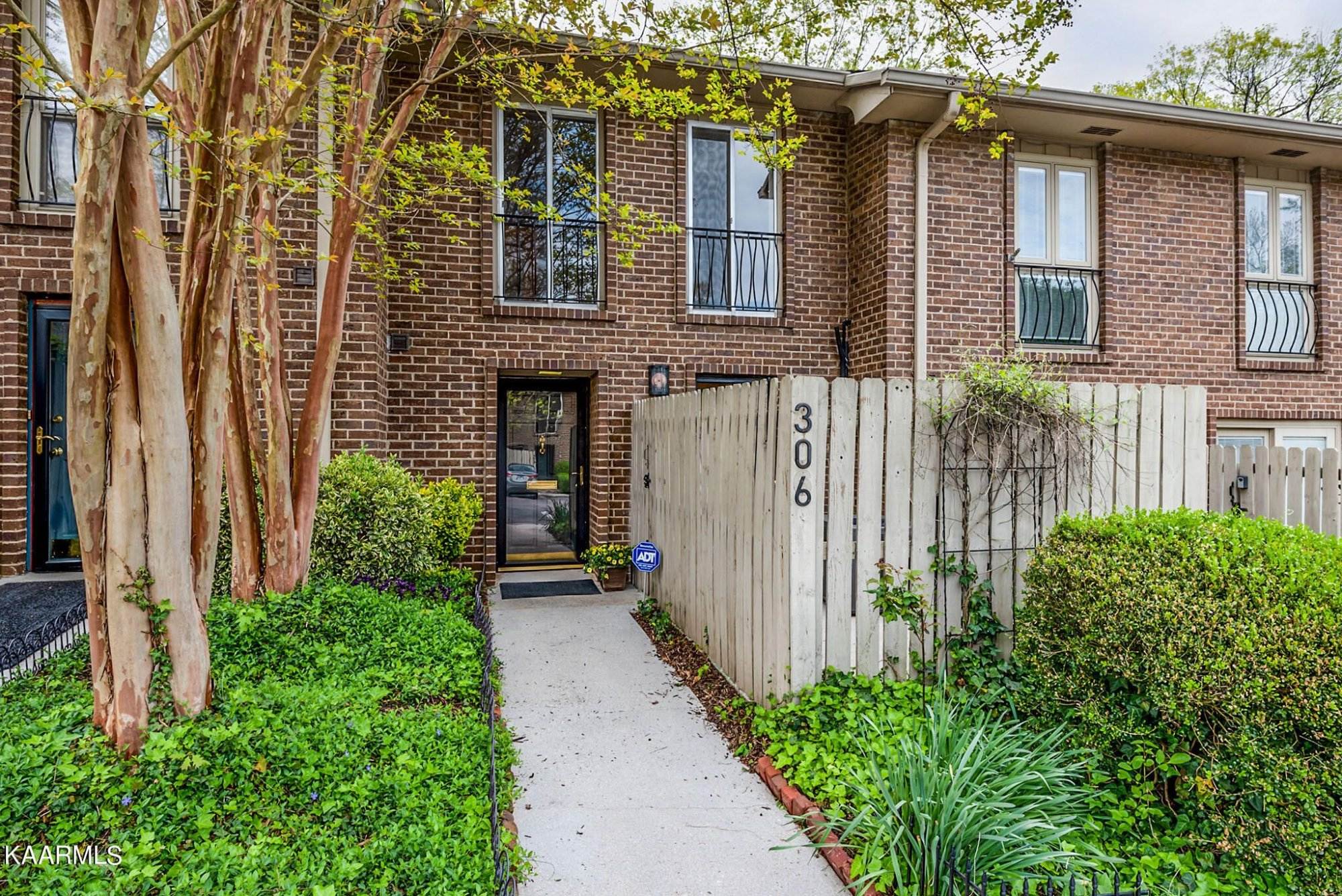 Sequoyah Square Condominiums No. 306 Knoxville Downtown Realty