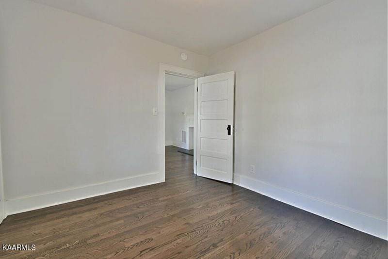2014-E-Glenwood-Ave-2612805115000000-o