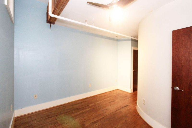 402-S-Gay-St-405-14