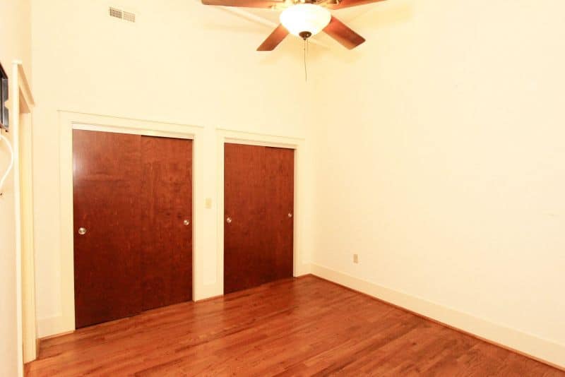 402-S-Gay-St-405-21
