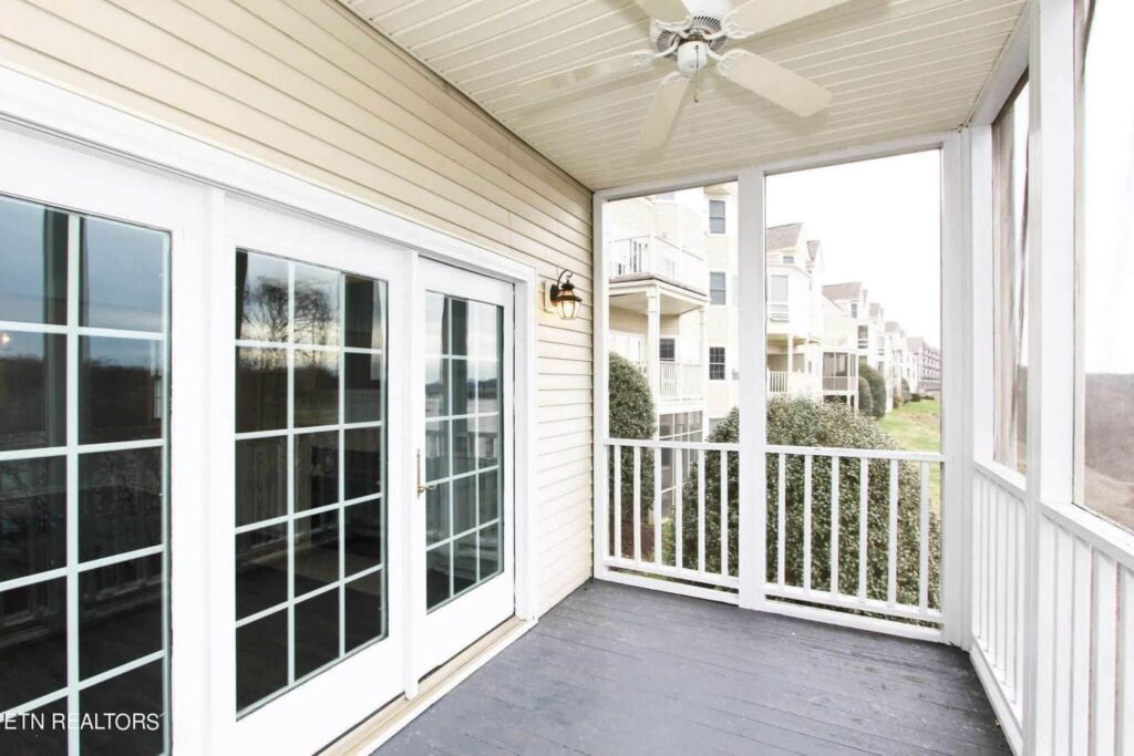 512-Riverfront-4329933968