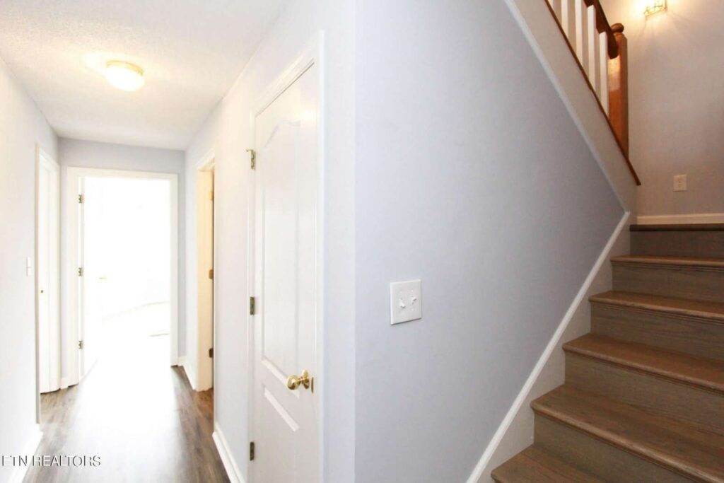 512-Riverfront-4340986057