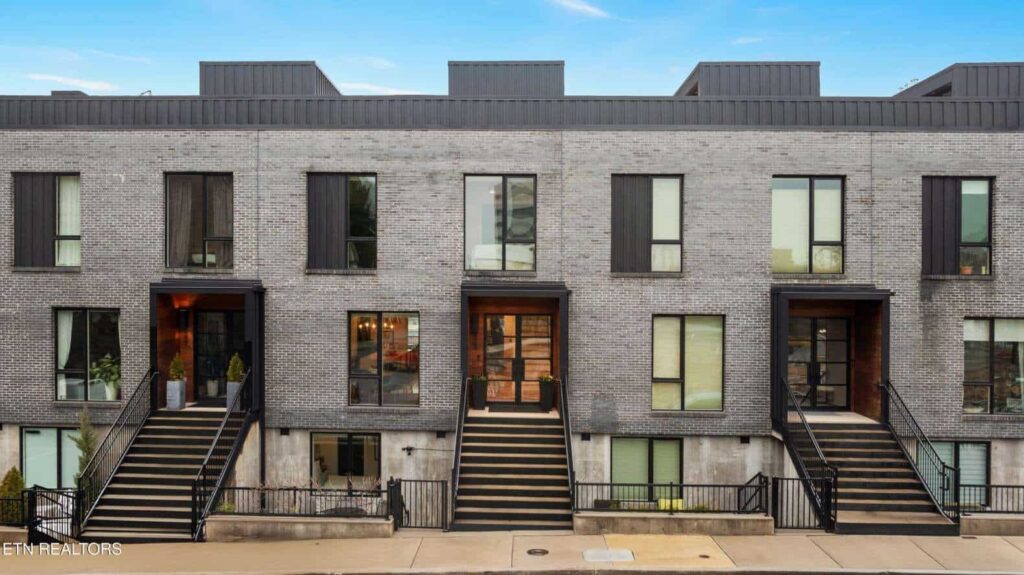 525-City-House-02