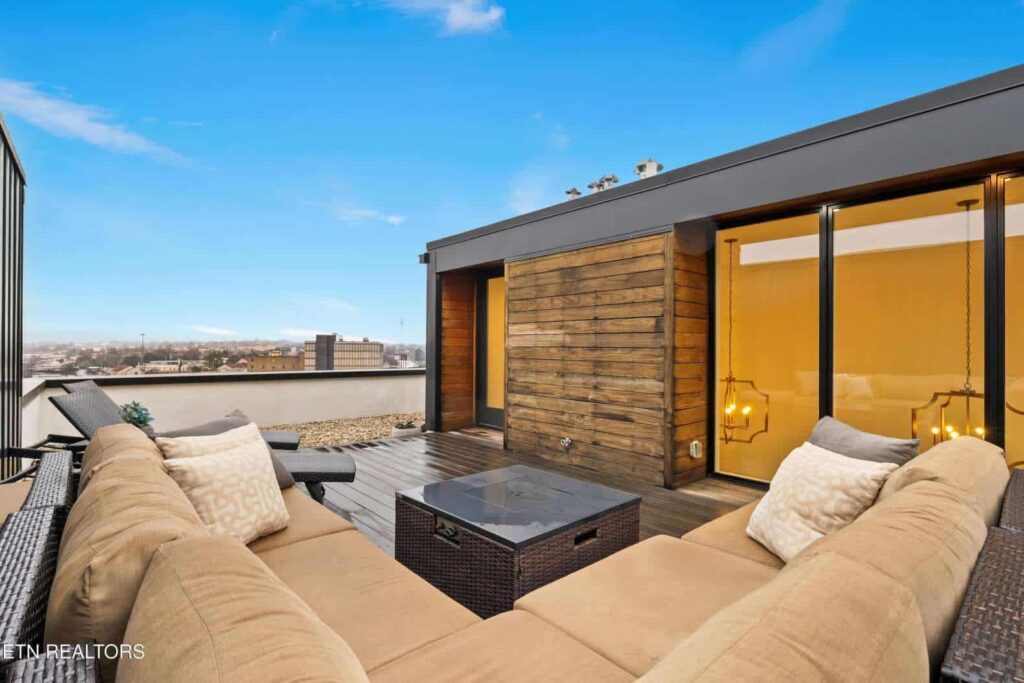 525-City-House-47