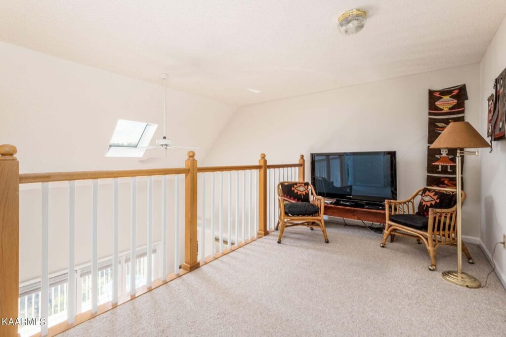 526-Riverfront-Way-2920663891