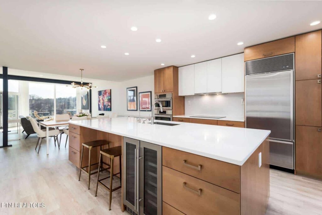 556-Riverfront-227978422