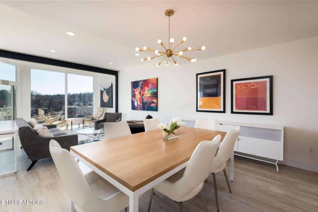 556-Riverfront-241145132