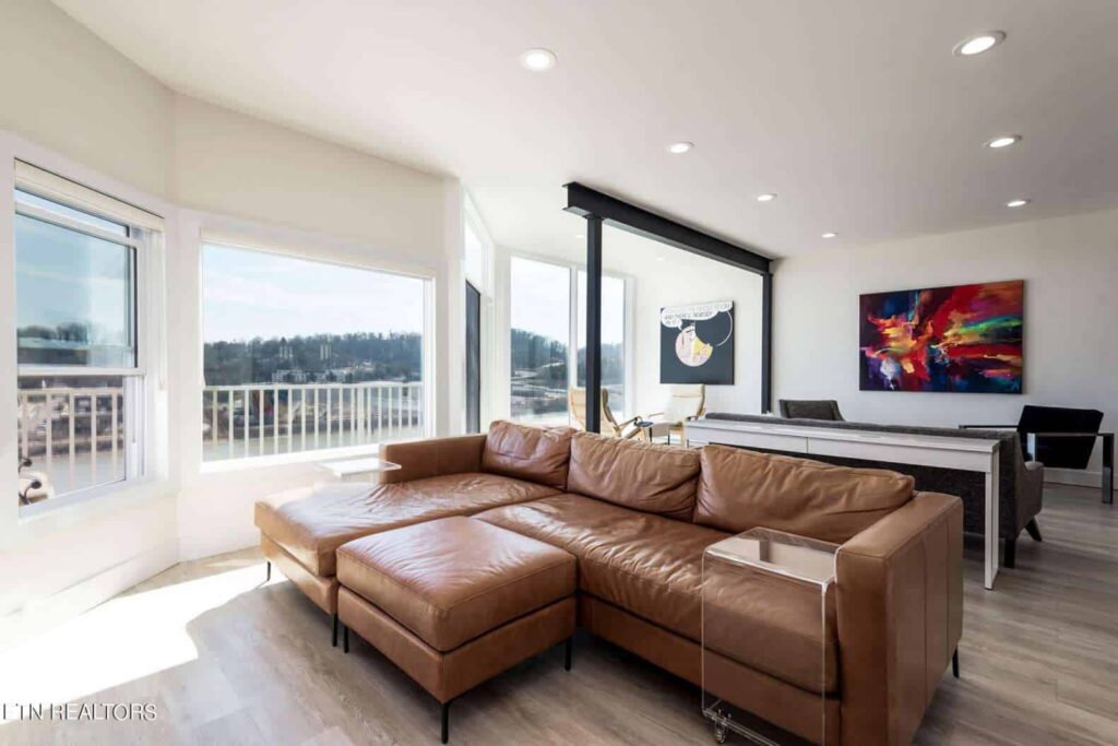 556-Riverfront-254837060