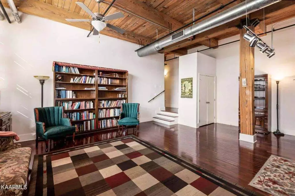 Candy-Factory-Lofts-305-133146480216