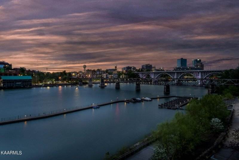 Cityview-at-Riverwalk-321-04152615371638