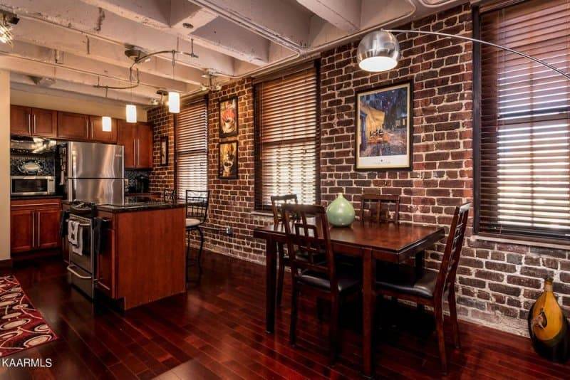 Crown-Court-Condominiums-336426580