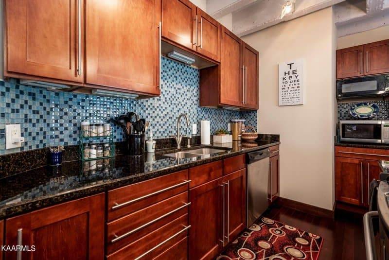 Crown-Court-Condominiums-341351648