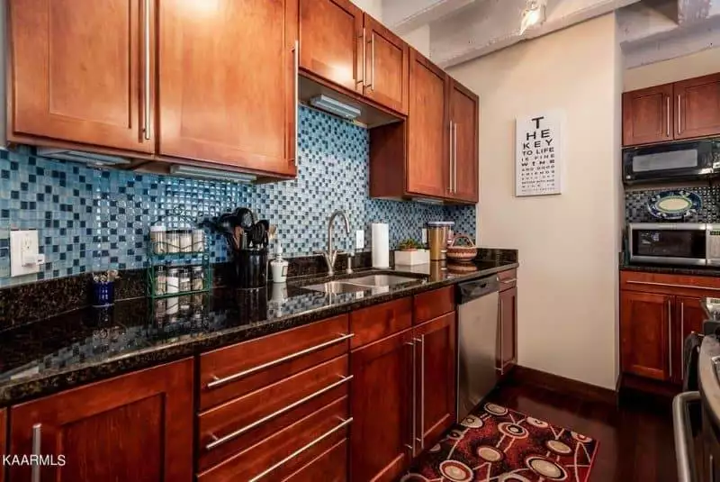 Crown-Court-Condominiums-341351648