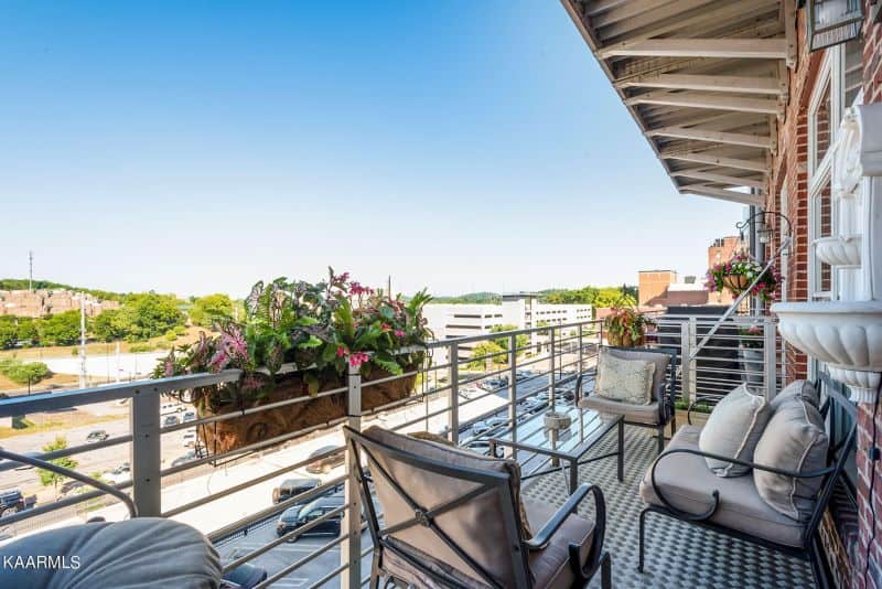 Gallery-Lofts-4180145653472