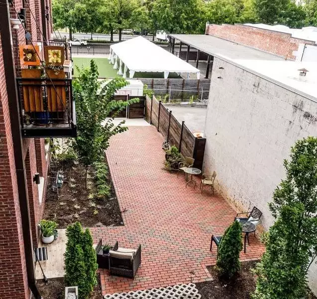 Mews-II-Courtyard