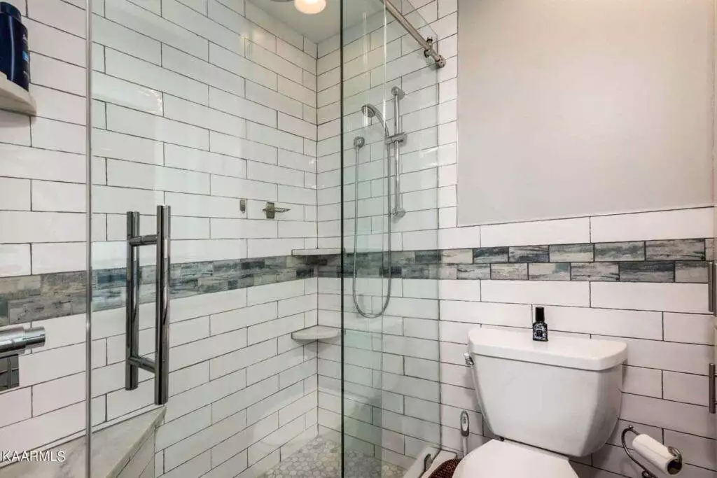 Pembroke-405-164239710499