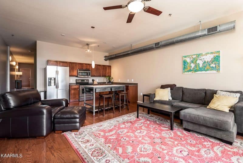 Residences-at-Market-Square-303-14530650