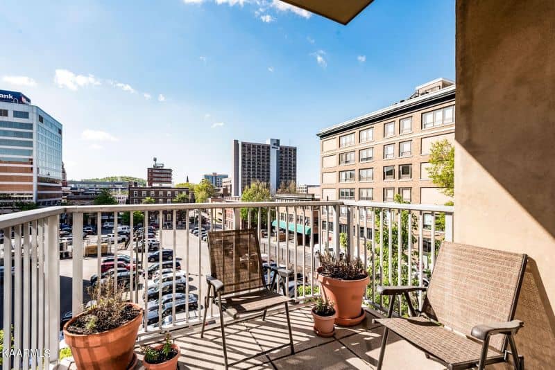 Residences-at-Market-Square-303-34225306