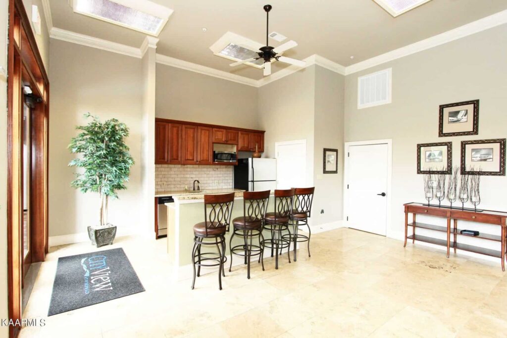 Riverwalk-322-19185442147851