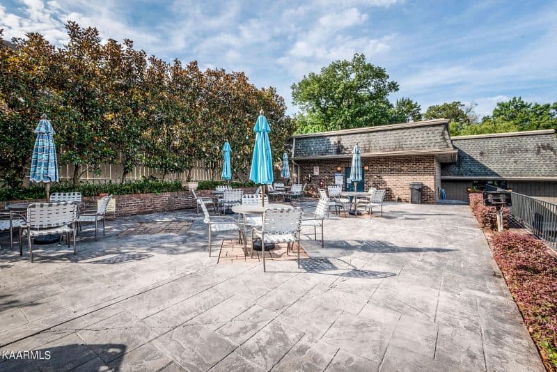 Sequoyah-Square-306-2013910349335